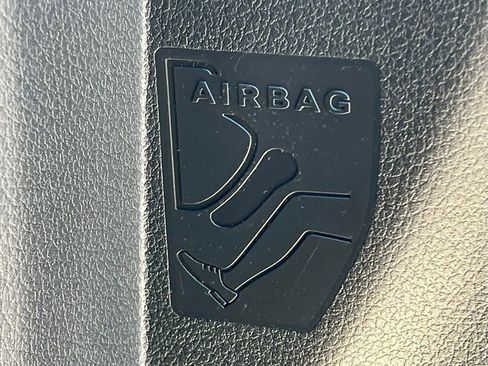 Certified 2023 Mercedes-Benz C 300 4MATIC Sedan image 29