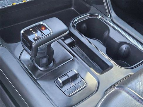 Used 2024 GMC Sierra 1500 AT4X image 12