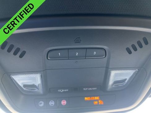 Certified 2023 Chevrolet Traverse Premier AWD/4WD image 20