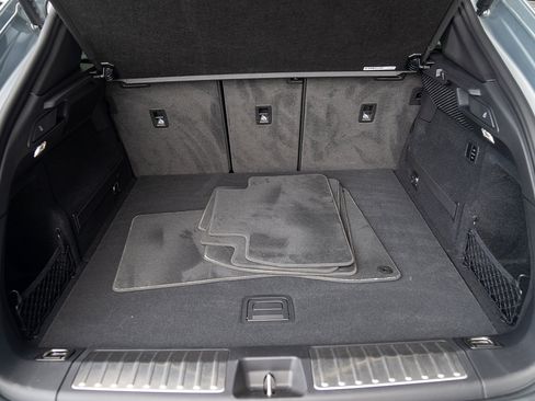 Certified 2025 Porsche Macan Electric image 20