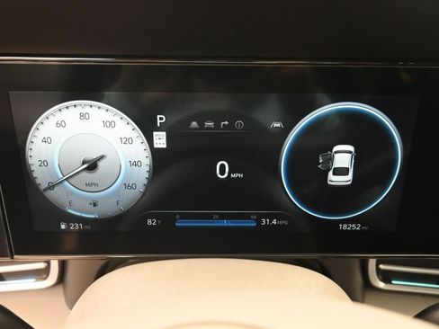 Certified 2024 Hyundai Elantra SEL FWD image 12