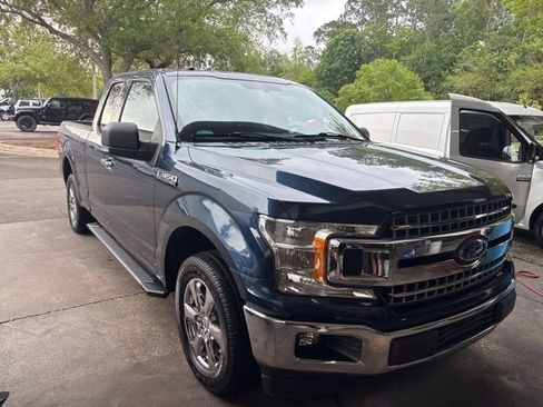 Used 2018 Ford F150 XLT w/ Equipment Group 301A Mid image 5