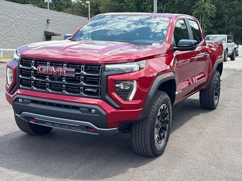 Used 2026 GMC Canyon AT4 w/ Technology Plus Package AWD/4WD image 3