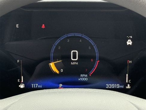 Certified 2025 Chevrolet Trax LT image 15