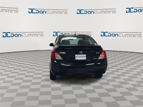 Used 2013 Nissan Versa SV image 7