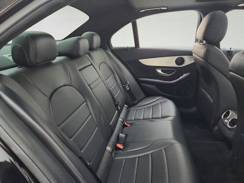 Used 2018 Mercedes-Benz C 300 Sedan image 29