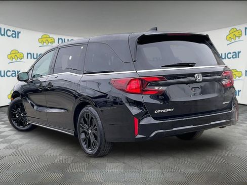 Used 2025 Honda Odyssey Sport-L image 4