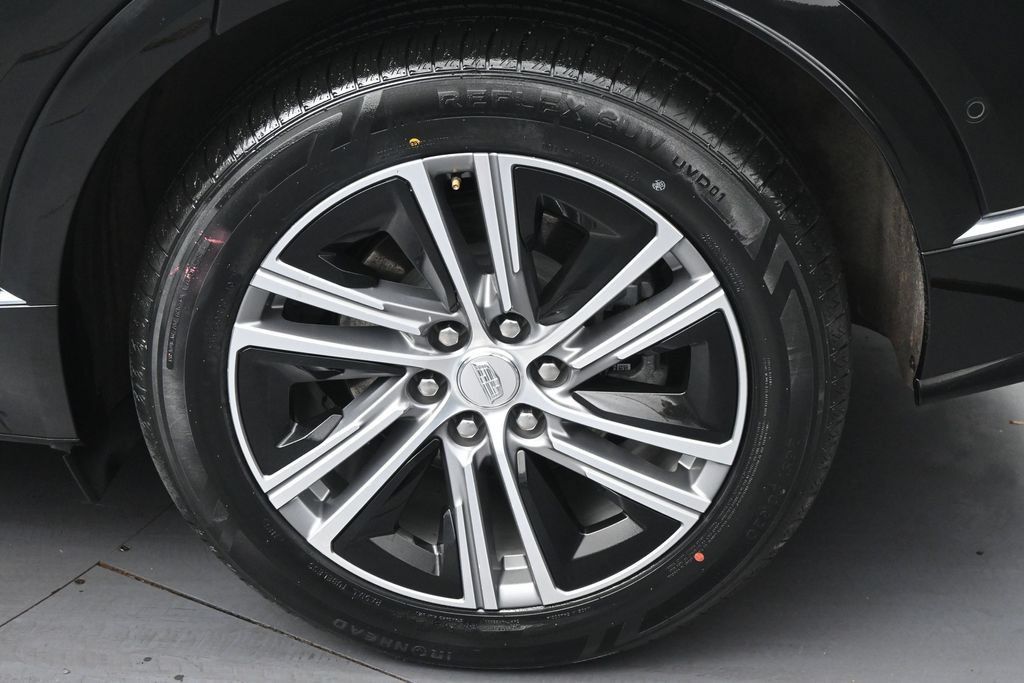Used 2024 Cadillac Lyriq Luxury RWD image 11