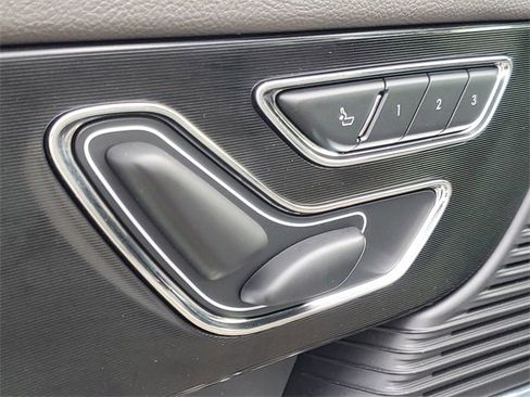 Certified 2022 Lincoln Corsair AWD w/ Equipment Group 101A image 13