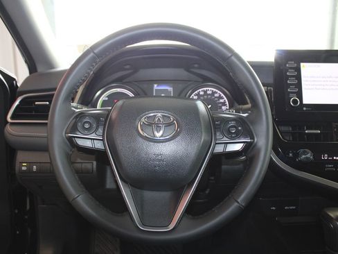 Used 2024 Toyota Camry SE FWD image 21
