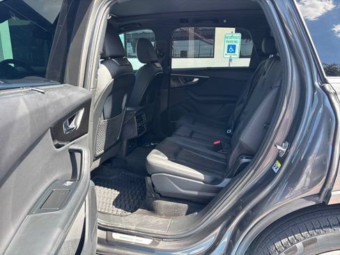 Used 2021 Audi Q7 3.0T Premium Plus w/ Executive Package AWD/4WD image 21