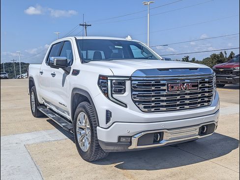Certified 2024 GMC Sierra 1500 Denali w/ Technology Package AWD/4WD image 5