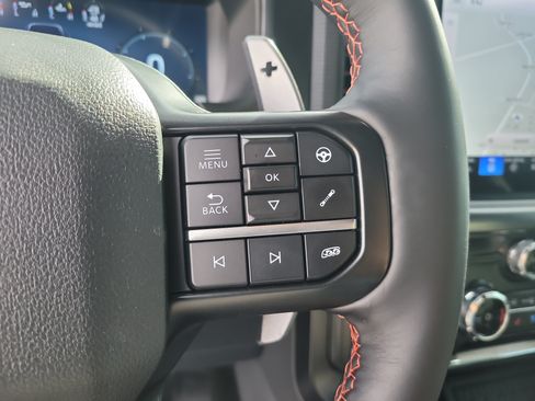 Used 2025 Ford F150 Raptor AWD/4WD image 28