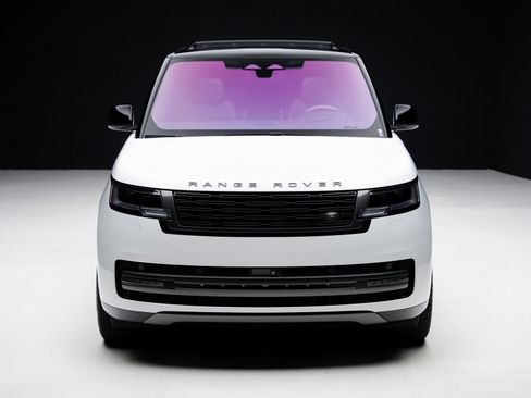 Used 2023 Land Rover Range Rover SE image 6