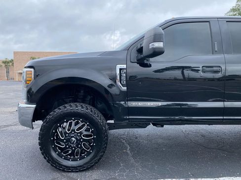 Used 2019 Ford F350 XLT image 5