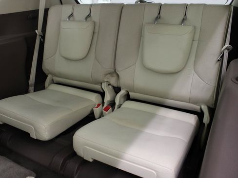 Used 2014 Lexus GX 460 w/ Premium Package AWD/4WD image 40