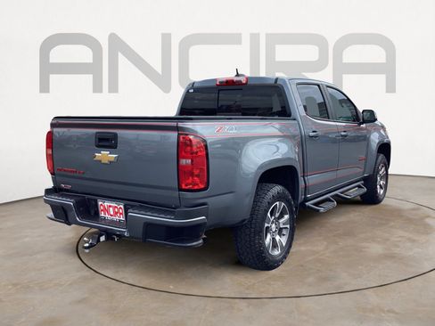 Used 2018 Chevrolet Colorado Z71 AWD/4WD image 12