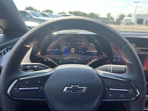 New 2025 Chevrolet Equinox EV RS image 6