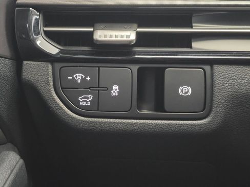 Used 2026 Kia Sportage SX image 25