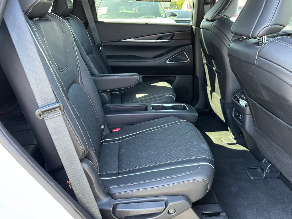 Used 2025 INFINITI QX60 Autograph w/ Cargo Package AWD/4WD image 18