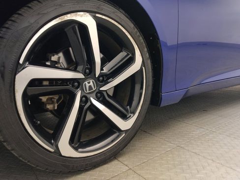 Used 2018 Honda Accord Sport image 31