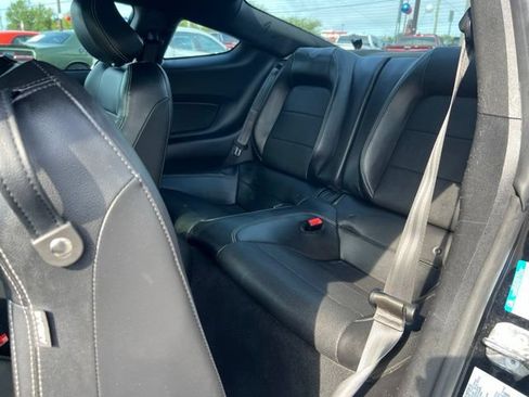 Used 2020 Ford Mustang GT Premium w/ GT Performance Package RWD image 8