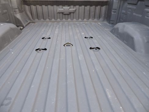 Used 2021 Chevrolet Silverado 2500 Custom w/ Custom Value Package image 21