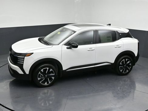 New 2026 Nissan Kicks SV w/ SV Premium Package AWD/4WD image 25