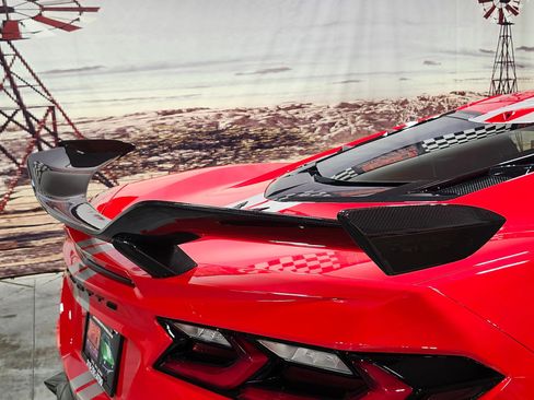 Used 2023 Chevrolet Corvette Z06 w/ Z07 Performance Package image 34