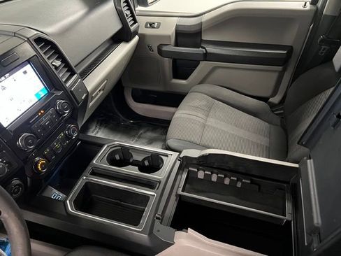 Used 2017 Ford F150 XL w/ Equipment Group 101A Mid AWD/4WD image 37