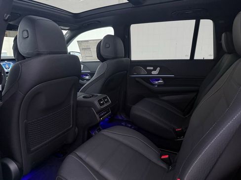 Used 2026 Mercedes-Benz GLS 450 4MATIC image 38