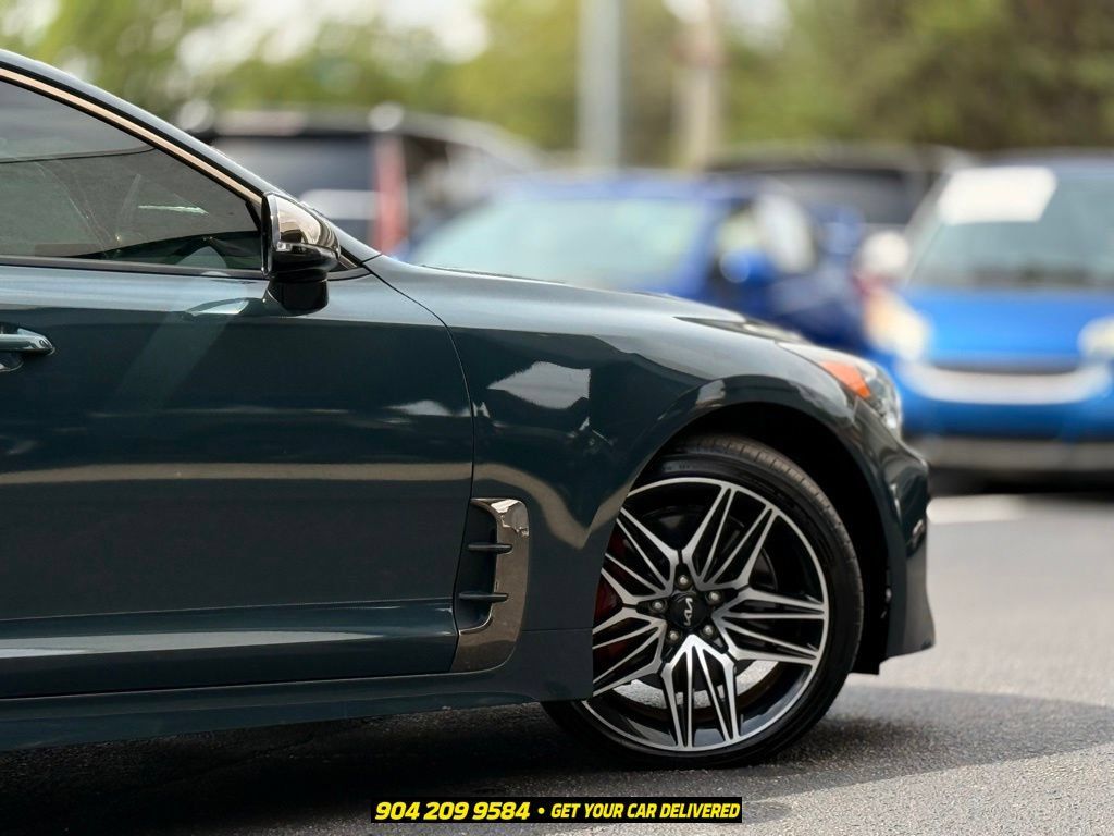 Used 2022 Kia Stinger GT1 RWD image 6