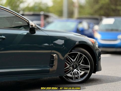 Used 2022 Kia Stinger GT1 RWD image 6