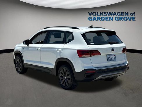 Used 2023 Volkswagen Taos S w/ Driver Assistance Package FWD image 5