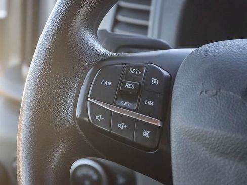 Used 2022 Ford Transit 350 XLT image 22