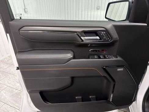 Used 2025 GMC Sierra 1500 AT4 image 23