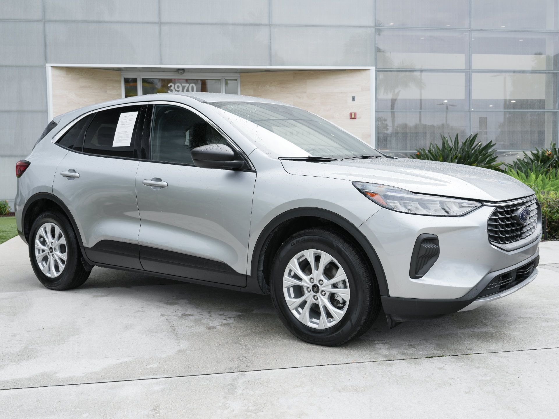 Used 2024 Ford Escape Active FWD image 4
