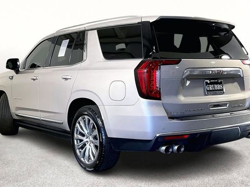 Used 2022 GMC Yukon Denali w/ Denali Premium Package RWD image 15