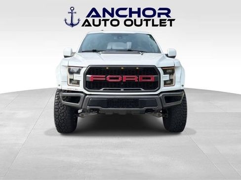 Used 2018 Ford F150 Raptor w/ Equipment Group 802A Luxury AWD/4WD image 2