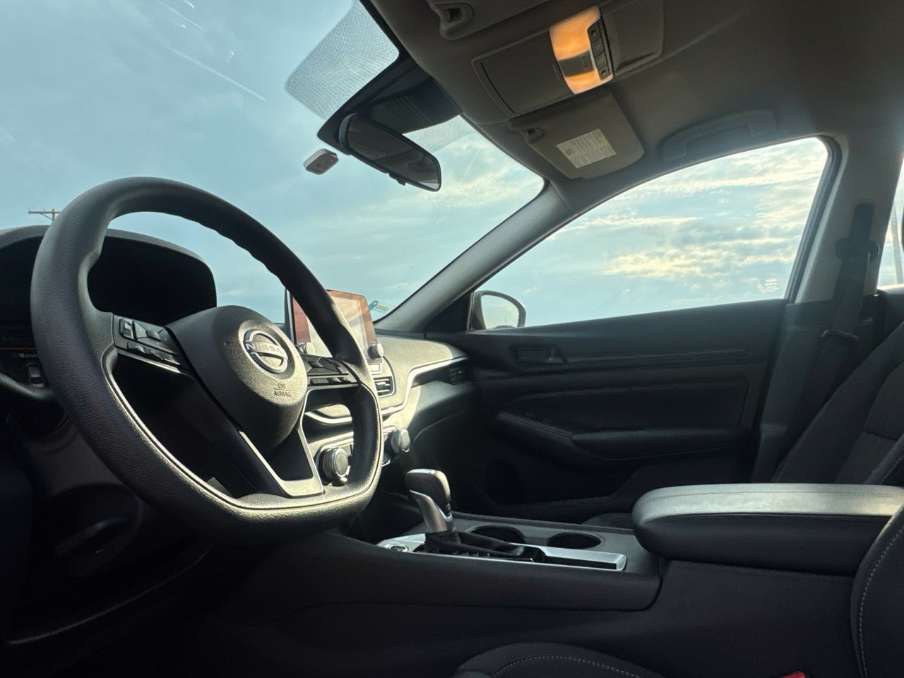 Certified 2025 Nissan Altima 2.5 S FWD image 38