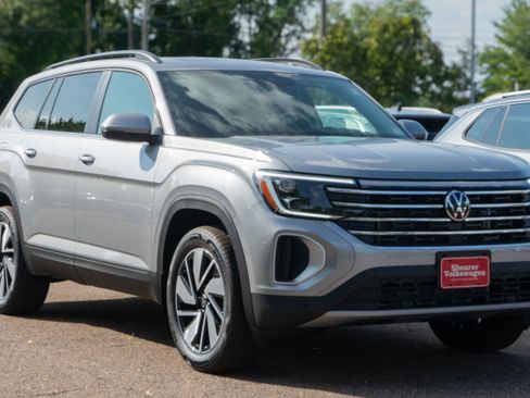 New 2026 Volkswagen Atlas SE image 9