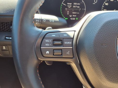 Used 2025 Honda CR-V Sport image 16