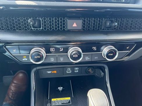 Used 2025 Honda CR-V EX-L image 17