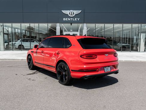 Certified 2023 Bentley Bentayga Extended Wheelbase AWD/4WD image 8