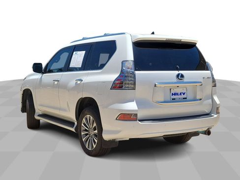 Used 2023 Lexus GX 460 Luxury w/ Accessory Package AWD/4WD image 6