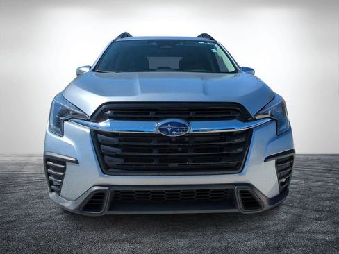 Used 2023 Subaru Ascent Limited w/ Technology Package image 9