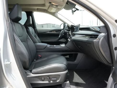 Certified 2023 INFINITI QX60 Pure FWD image 22