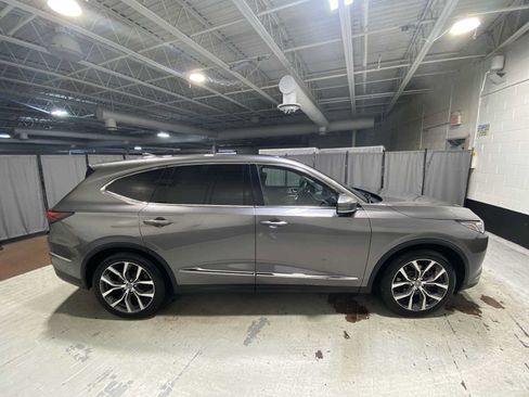 Used 2023 Acura MDX SH-AWD w/ Technology Package image 27