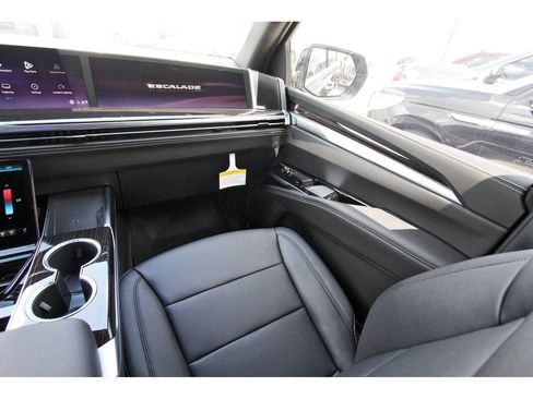 New 2026 Cadillac Escalade ESV 2WD image 10