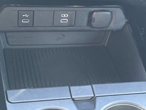 Used 2024 Toyota Prius LE image 17